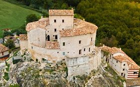 Castel Di Luco